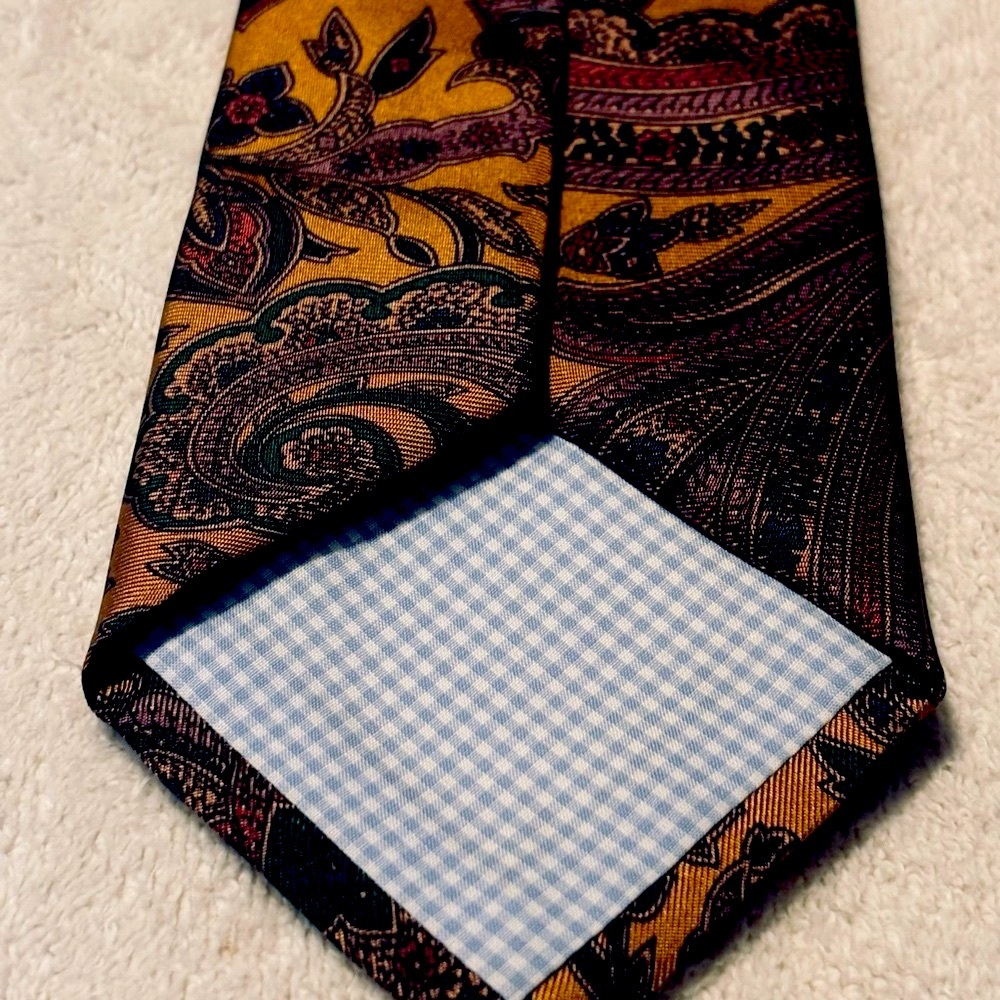 Brand New Stylish High Quality Floral Tie By McCullys - Picture 3 of 5